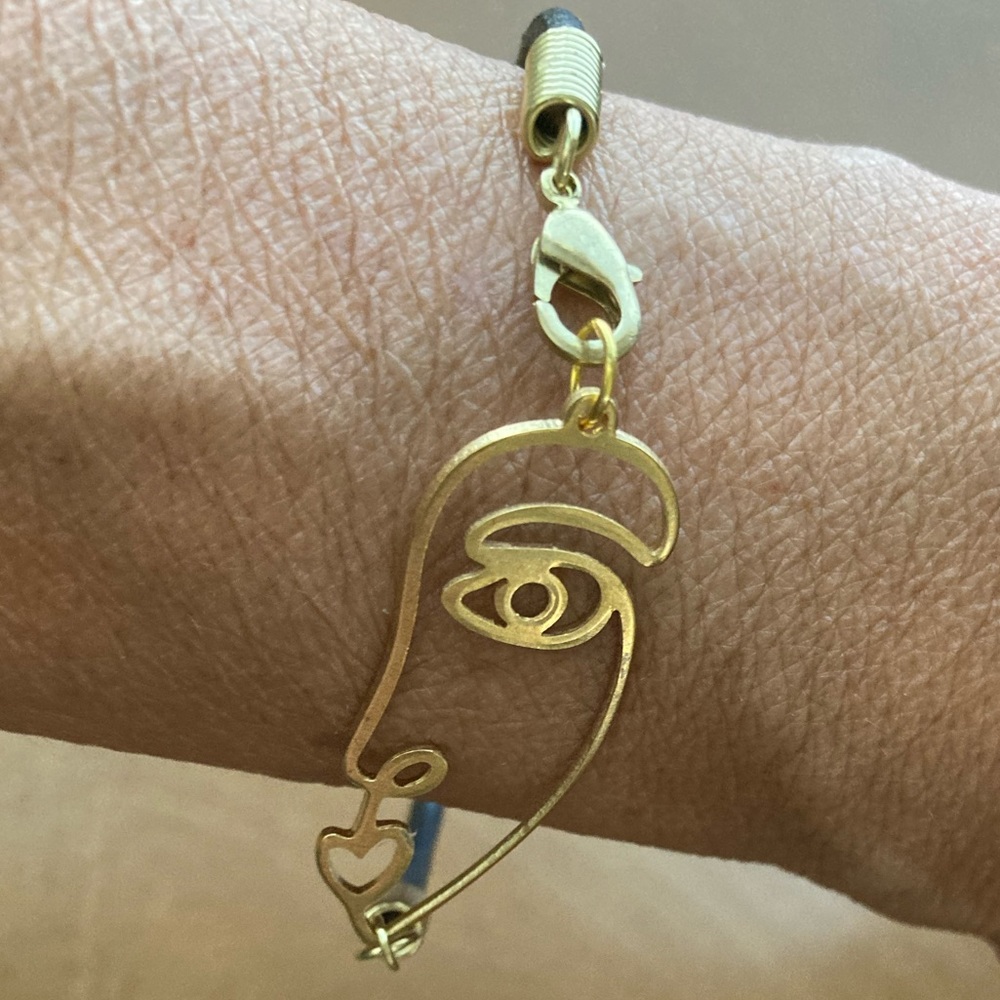 Abstract Face Pendant Bracelet with Leather Strap - Picture 8 of 12